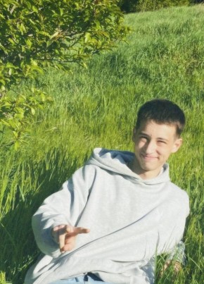 Исмет из Симферополи 22 года