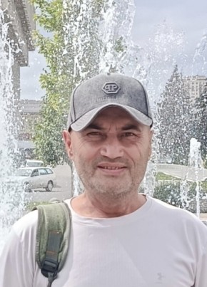 Рафаэль из Тулы 52 года