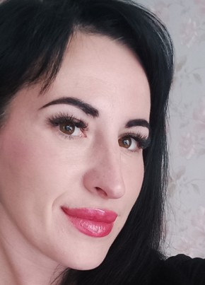 Elena, 37, Ukraine, Luhansk