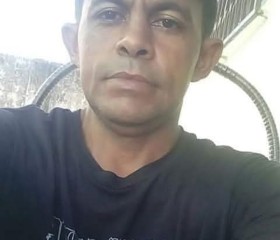 Derivaldo, 46, Bayeux