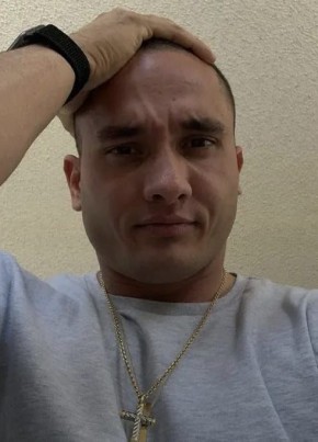 Kelvin из New York City 34 года