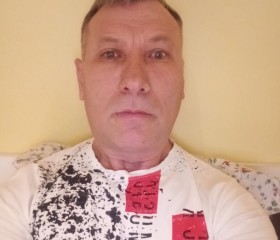 Razvan, 51, Bucharest