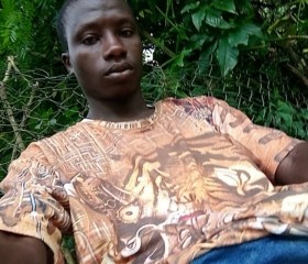Adama, 29, Dabou