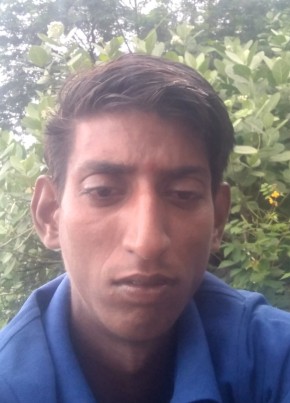 Dipak Patil, 19, India, Dhule