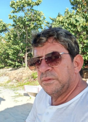 Julito, 60, República de Cuba, La Habana