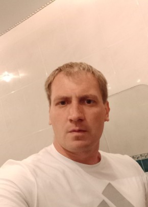 Василий, 33, Россия, Белгород