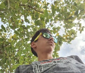 Mohammad, 20, Bojnurd