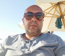 RADWAN, 46, Alexandria
