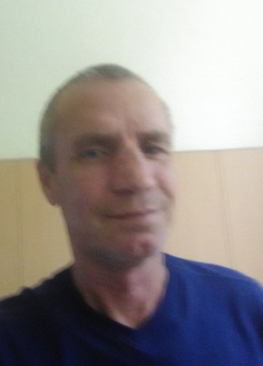 Виктор, 59, Россия, Асбест