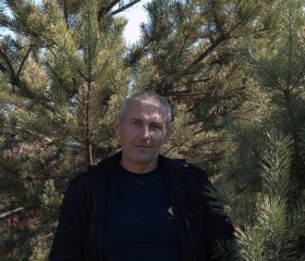 Олег, 57 лет, Находка