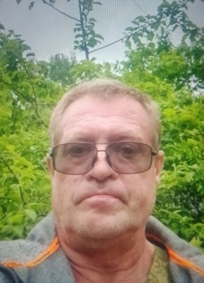 Влад из Луги 53 года