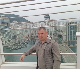 Aleksandr, 34, Seongnam-si