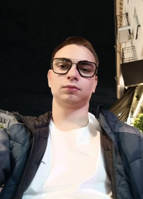 данила из Санкт-Петербурга 24 года