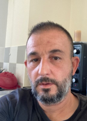 jano, 42, République Française, Grenoble