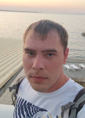 Максим, 32, Россия, Воронеж
