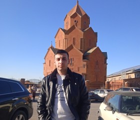Artyem, 22, Yerevan