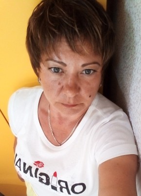 Анна, 47, Россия, Николаевск