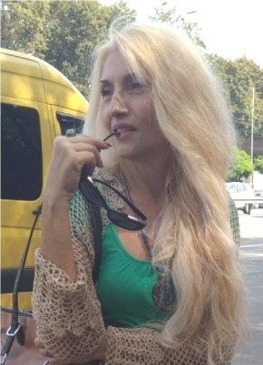 Laura, 58, Ukraine, Kiev