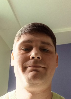 Damien из Rossendale 31 год