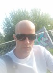Kolja Holub, 32, Poznan