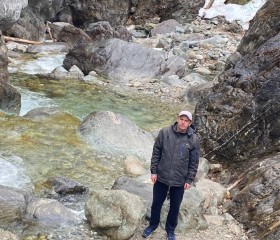 Dmitriy, 44, Svobodnyy