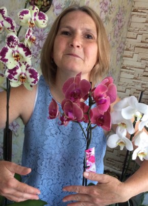 Галина, 55, Россия, Белгород