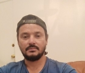Tony oliveira, 43, Framingham