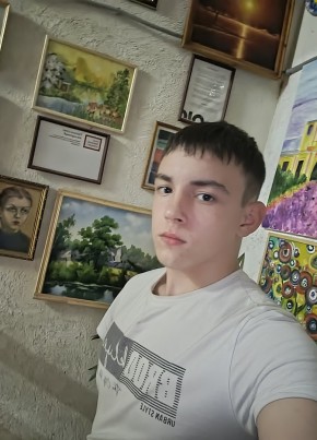 Максим, 20, Россия, Радужный (Владимирская обл.)