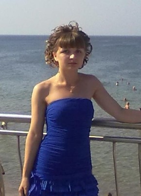 Нина, 32, Россия, Багратионовск