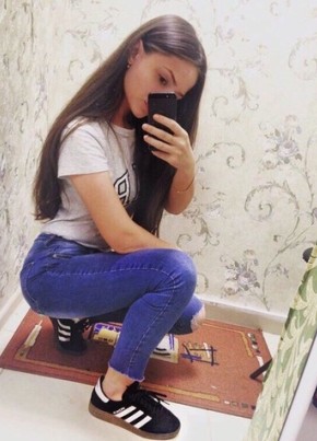ألينا, 25, Россия, Красноармейск (Московская обл.)
