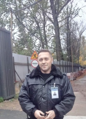 Денис, 47, Россия, Гатчина