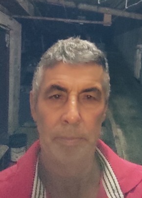 Robert из Santa Isabel 61 год