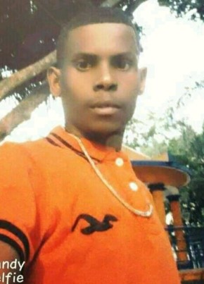 Juancarlo Eusebi, 25, República de Santo Domingo, Santo Domingo