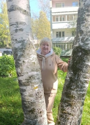 Людмила из Бежецка 64 года
