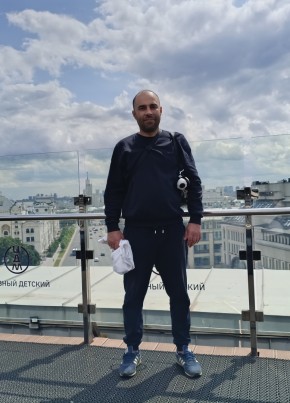 паша из Сургута 43 года
