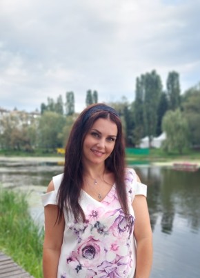 Юлия, 37, Россия, Белгород