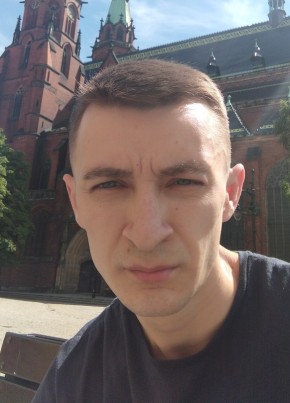 Андрей Апухтин из Мытищи 35 лет