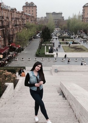 Julia, 24, Россия, Москва