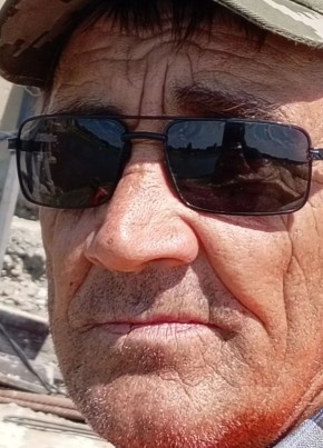 Володя из Астрахани 54 года