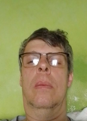 Sozinho sp из São Paulo capital 51 год