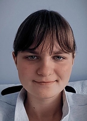 Даша из Брянска 18 лет