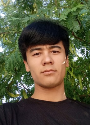 Махмуд из Сергиев Посада 24 года
