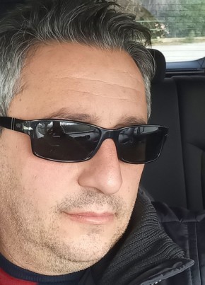 Maurizio, 47, Repubblica Italiana, Melfi