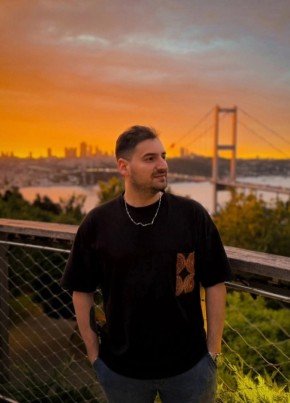 Андрей из İstanbul 28 лет