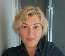 Nadya, 50, Muscat