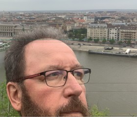 Alex, 56, Whitstable