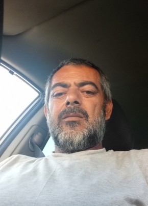 Али из Дербента 46 лет