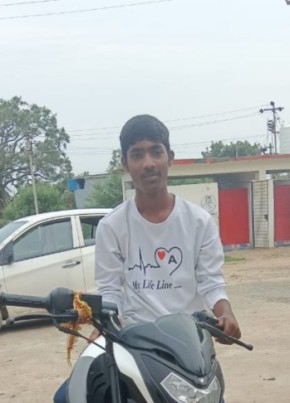 Dileep, 18, India, Lucknow