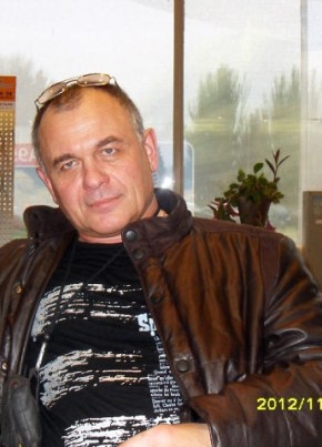 Владимир, 65, Россия, Хабаровск