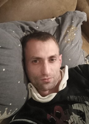 Александр, 33, Россия, Канск